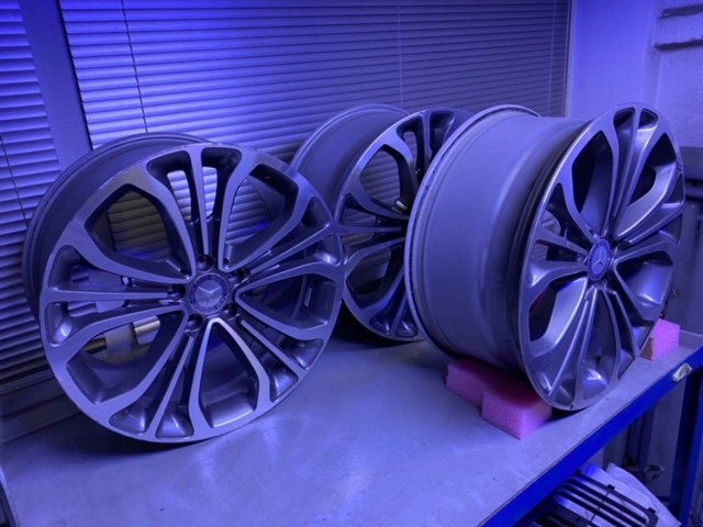 llantas mercedes 217 19'' 4010202 / 4010302 lote