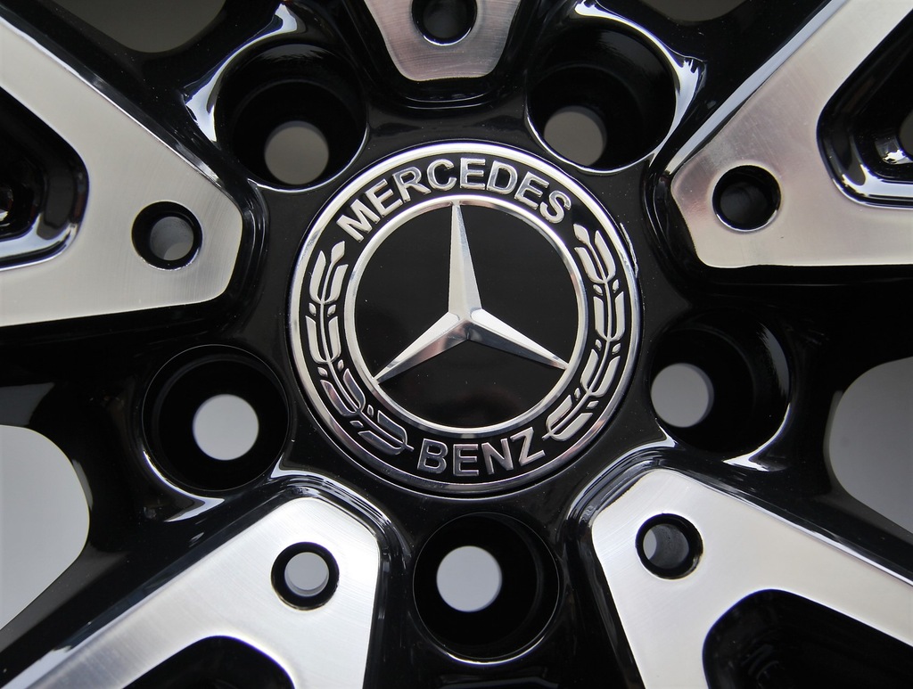 original mercedes amg a kla 18 a1764010800 a18.72