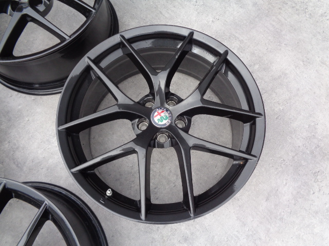 alfa romeo stelvio llanta 20 org