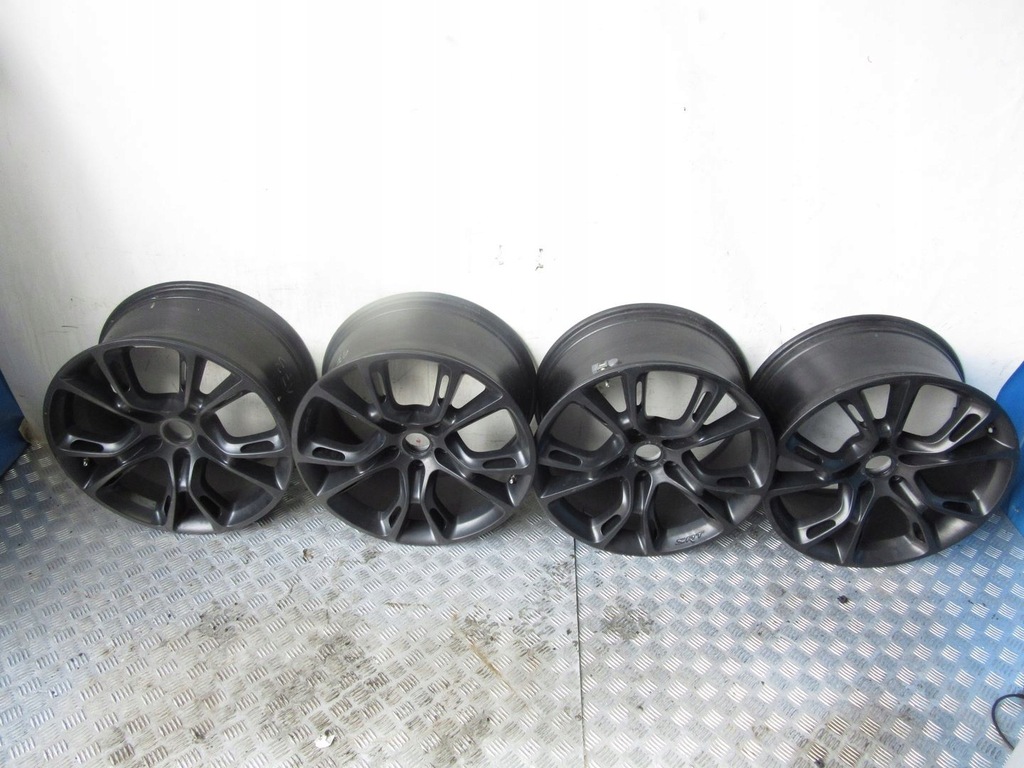 jeep cherokee srt llantas de aluminio  10jx20