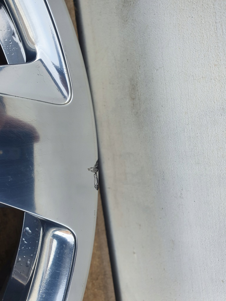 bentley continental flying spur llanta 22