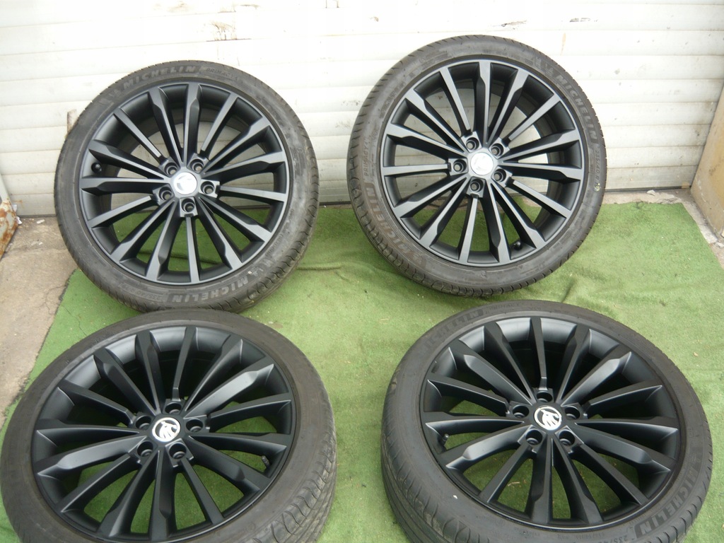 llantas ruedas 19 skoda superb 3v0 235 40 19 michelin