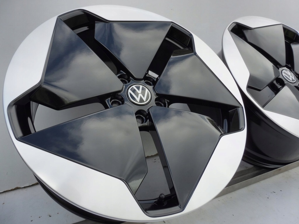 llantas vw id3 10a601025b