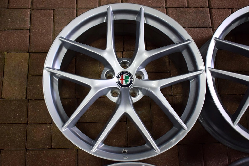 alfa romeo 20'' stelvio giulia original! como nuevos!