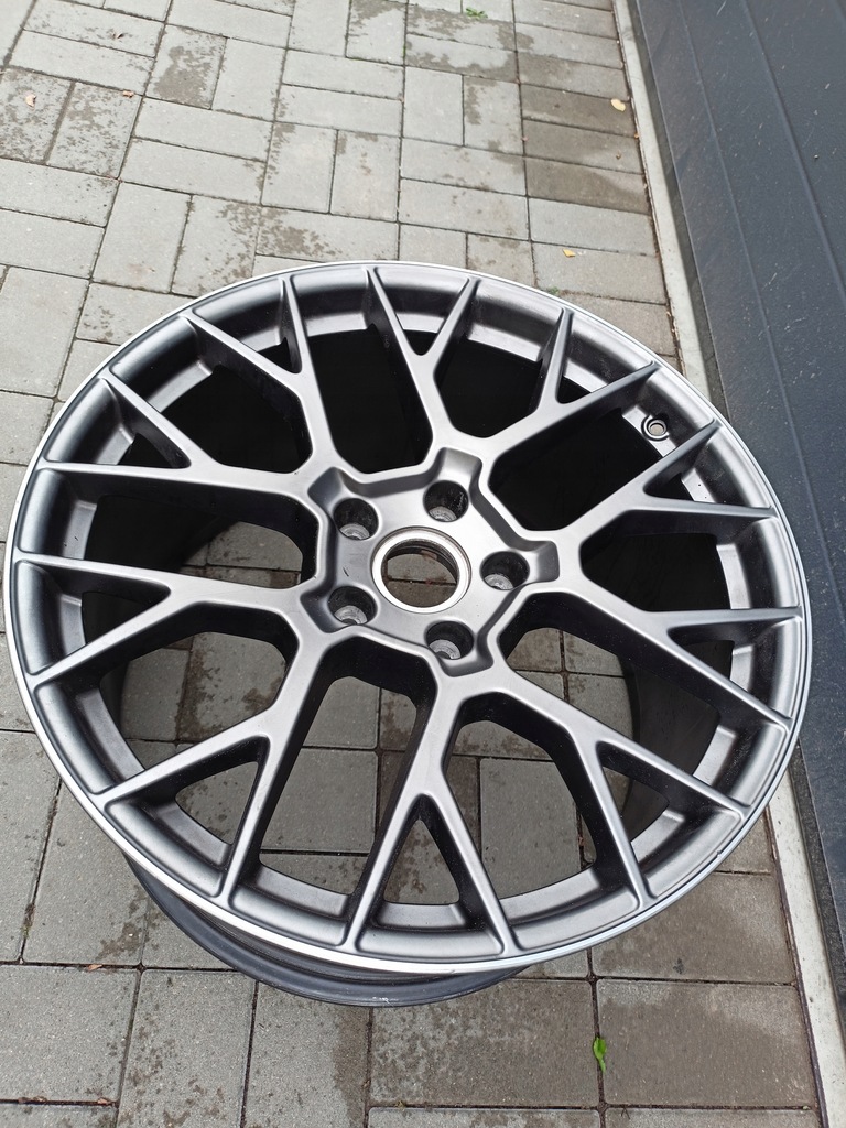 porsche 911 992 spyder rs llanta 21x11,5j et67 kn