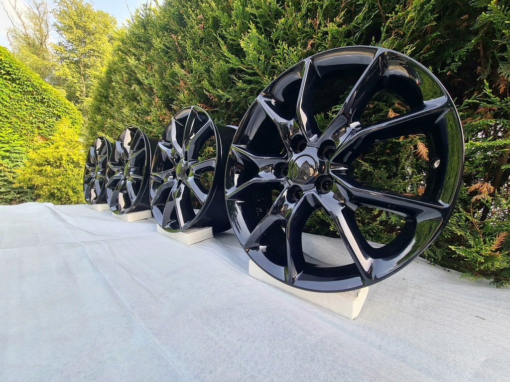 llantas black piano summit jeep grand cherokee wk2