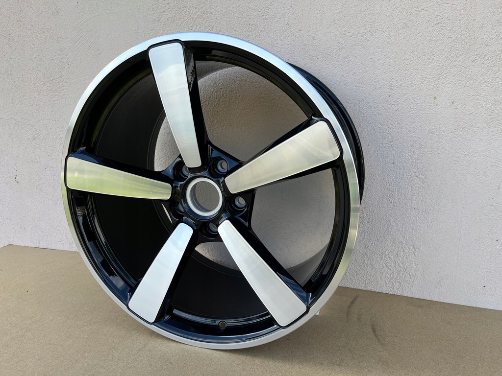 llanta porsche carrera 911 992601025l c9x idealna