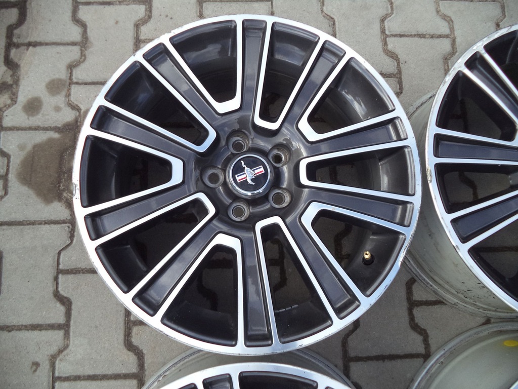 ford mustang gt llantas de aluminio  19