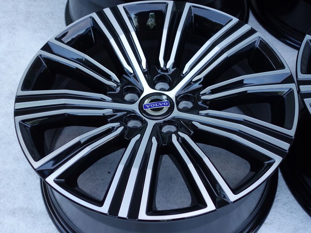 llantas volvo v90 s60 xc60 v60 s90 xc40 18'' et 42